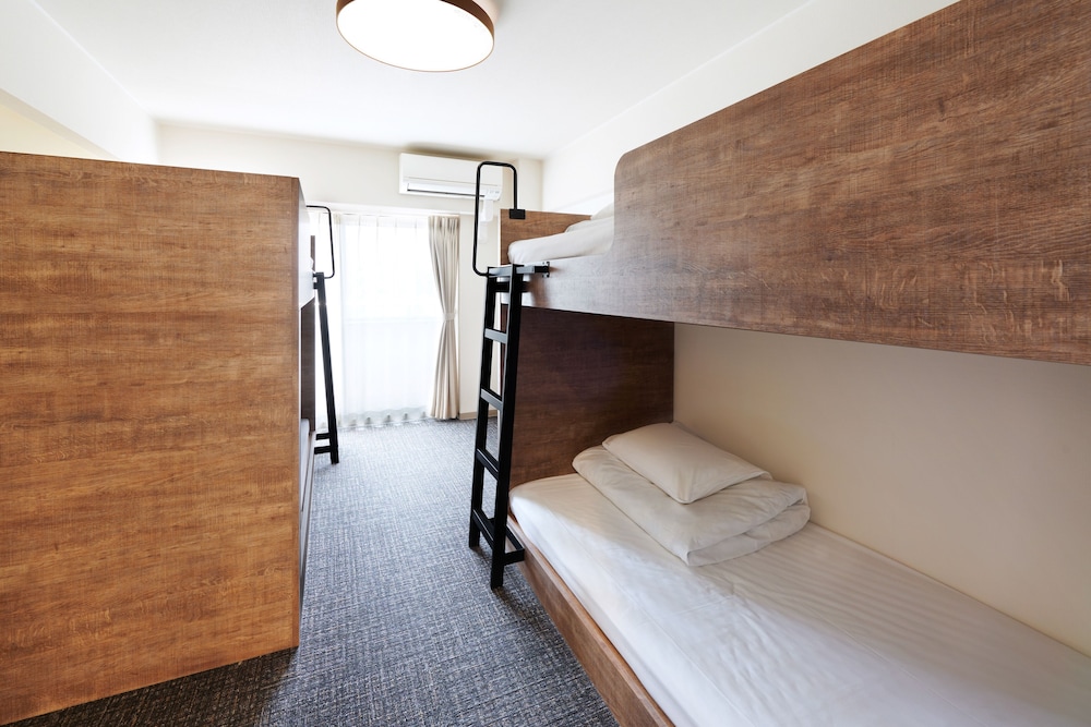 Quadruple Room with Bunk Bed photo 1