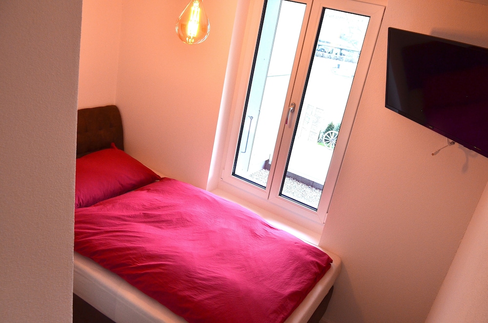 Basic Single Room