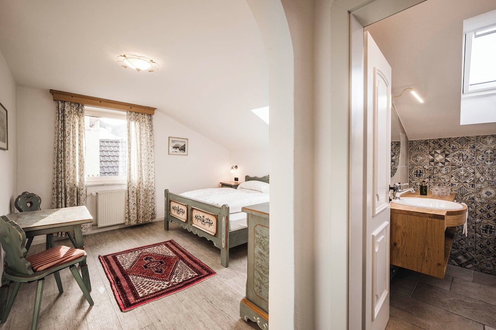 Comfort Room photo 3