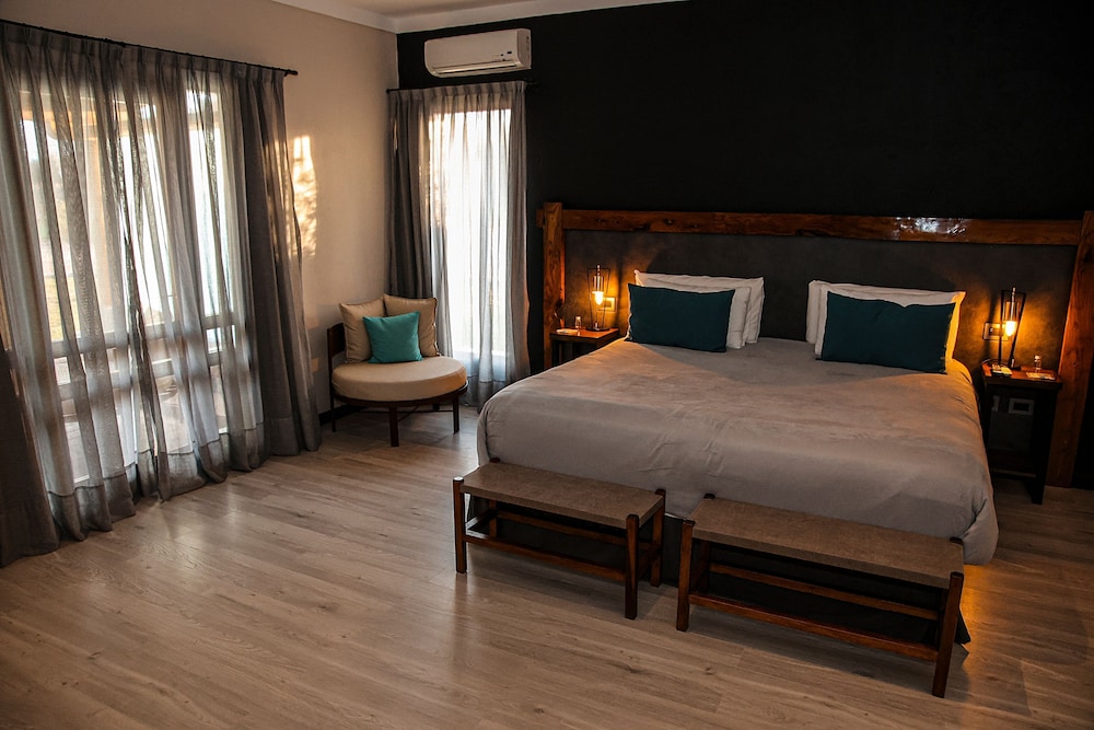 Superior Suite photo 1