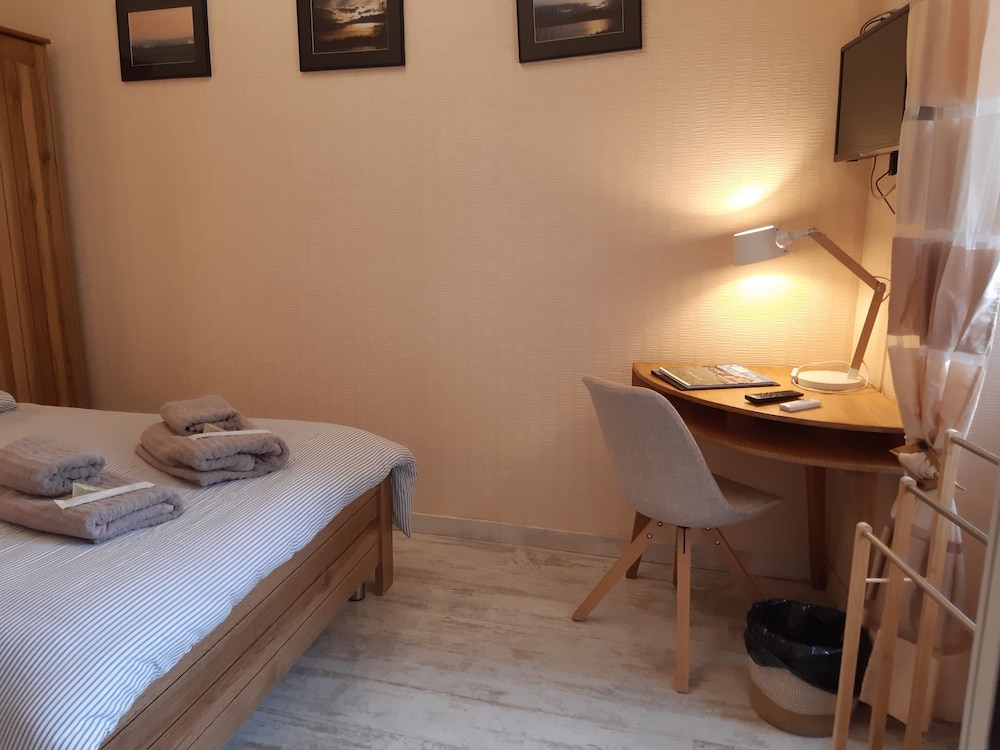 Classic Double Room, Shared Bathroom, Garden View (Qualité tourisme) photo 2