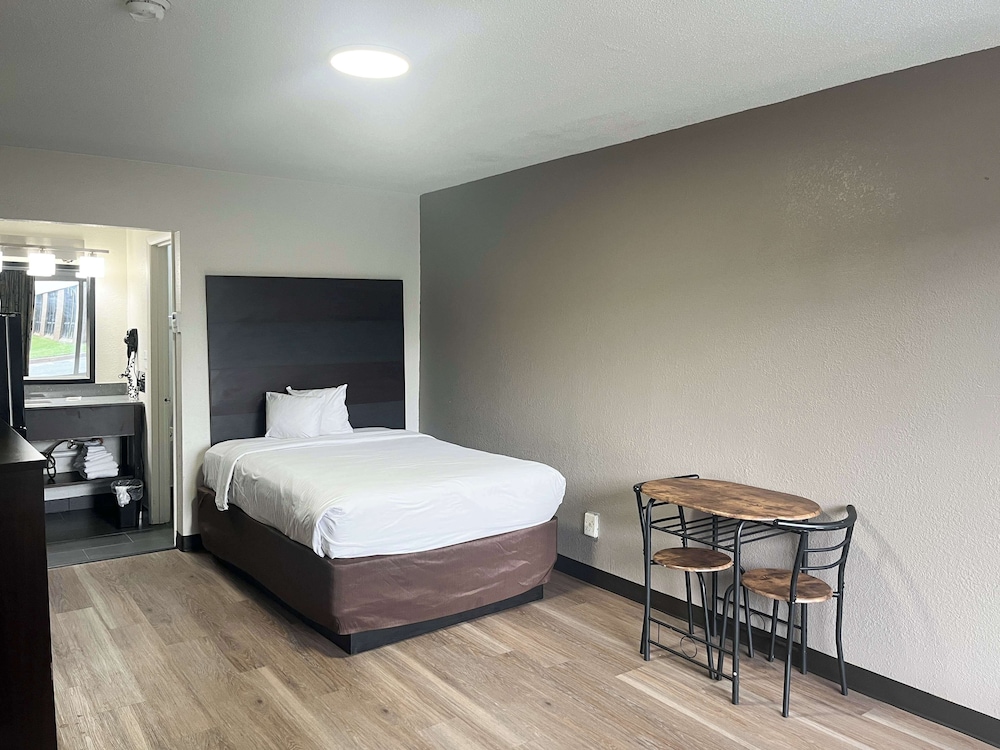 Deluxe Room, 1 Double Bed, Non Smoking, Kitchenette