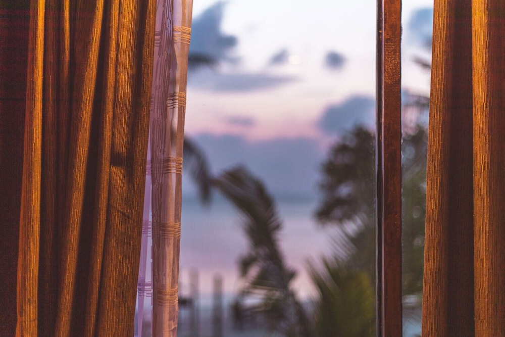 Deluxe Double Room, Beach View photo 3
