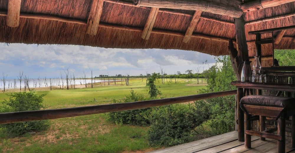 Traditional Tree House photo 3