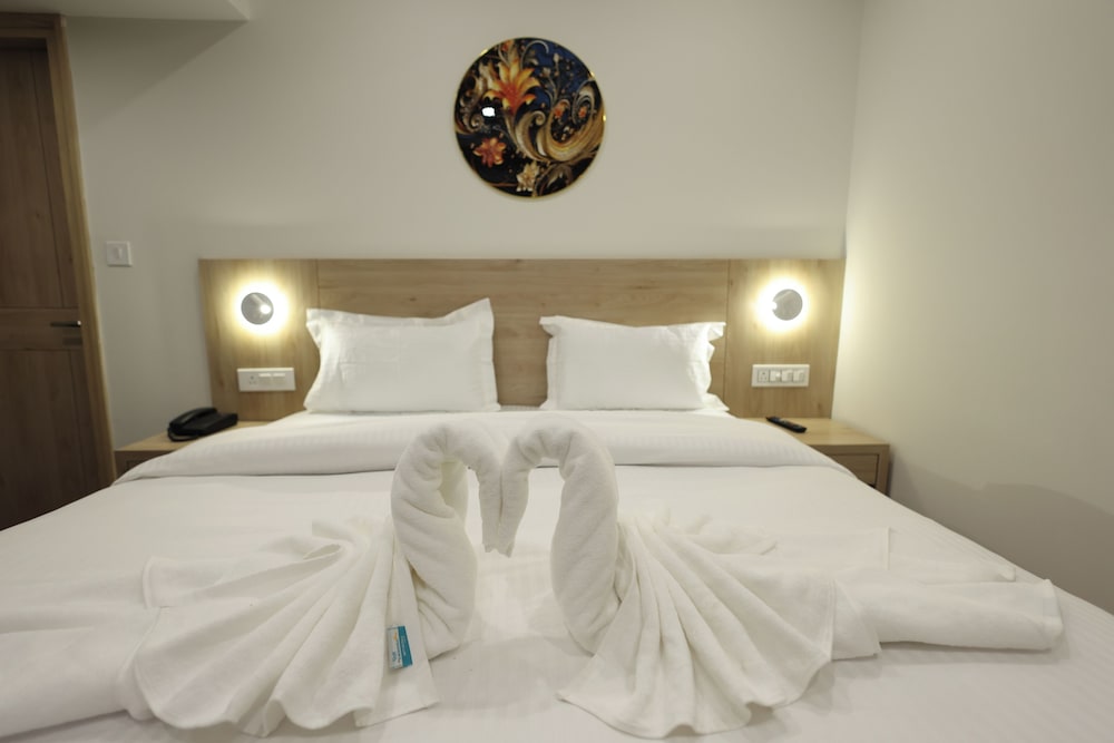 Double or Twin Room, Mountain View