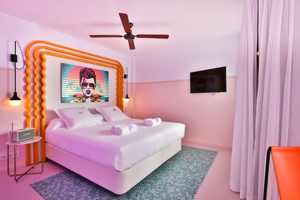 Suite (2 pax) photo 2