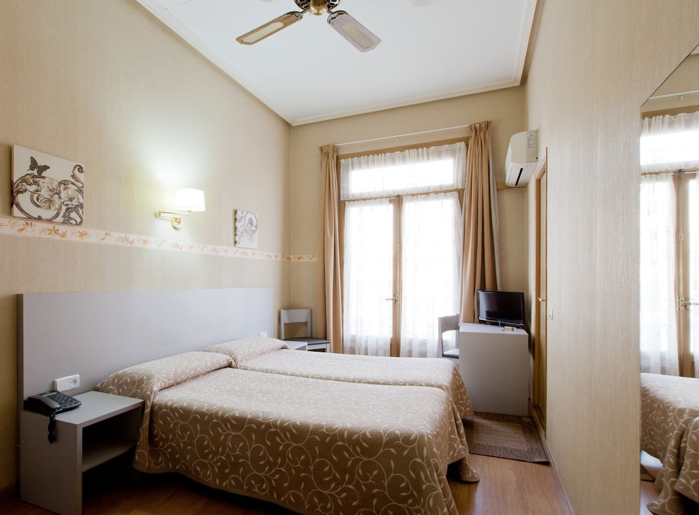 Habitación Doble o con Dos Camas