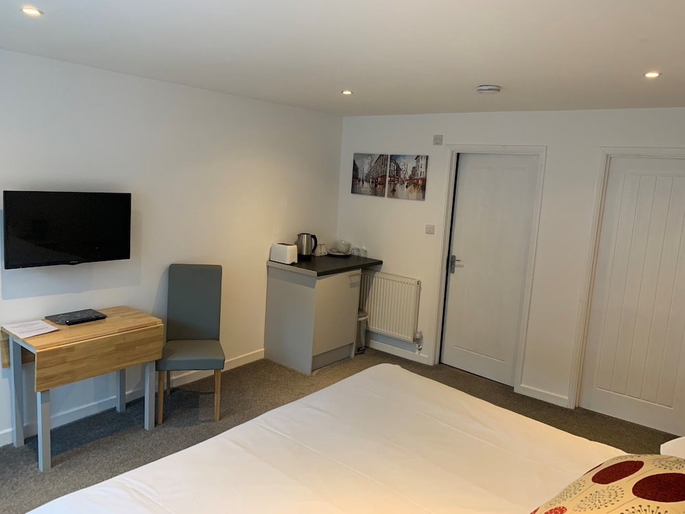Deluxe Double or Twin Room - Photo 2