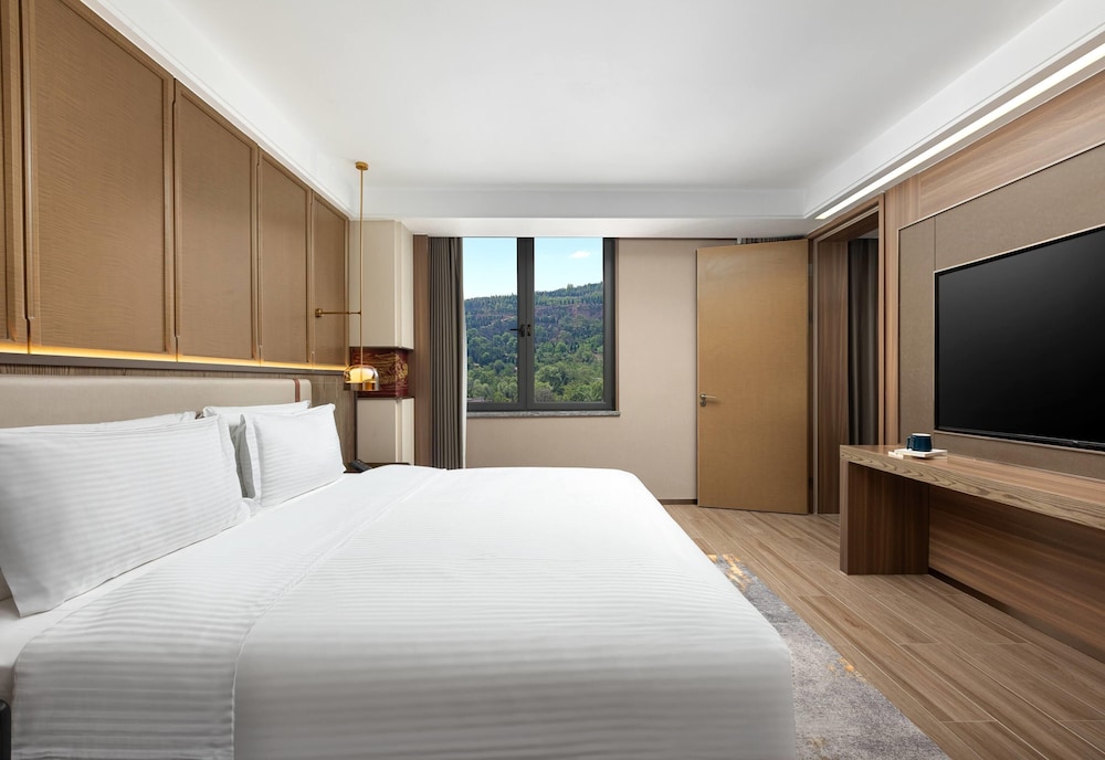 Executive Suite, 1 King Bed, Non Smoking