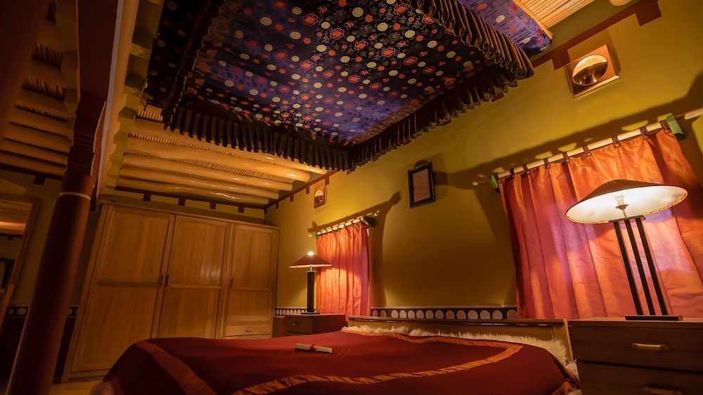 Traditional Suite - Photo 3