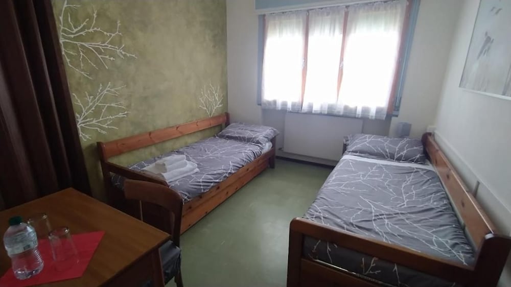 Basic Quadruple Room photo 1
