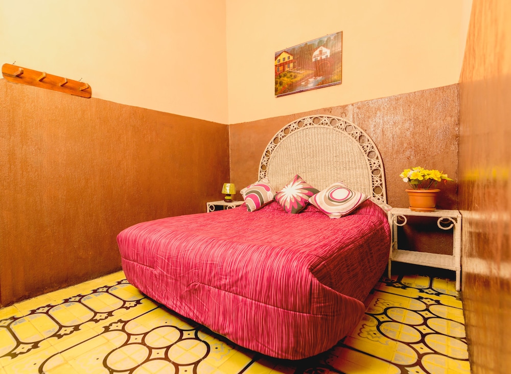 Standard Single Room, 1 Twin Bed, Non Smoking, Private Bathroom photo 2
