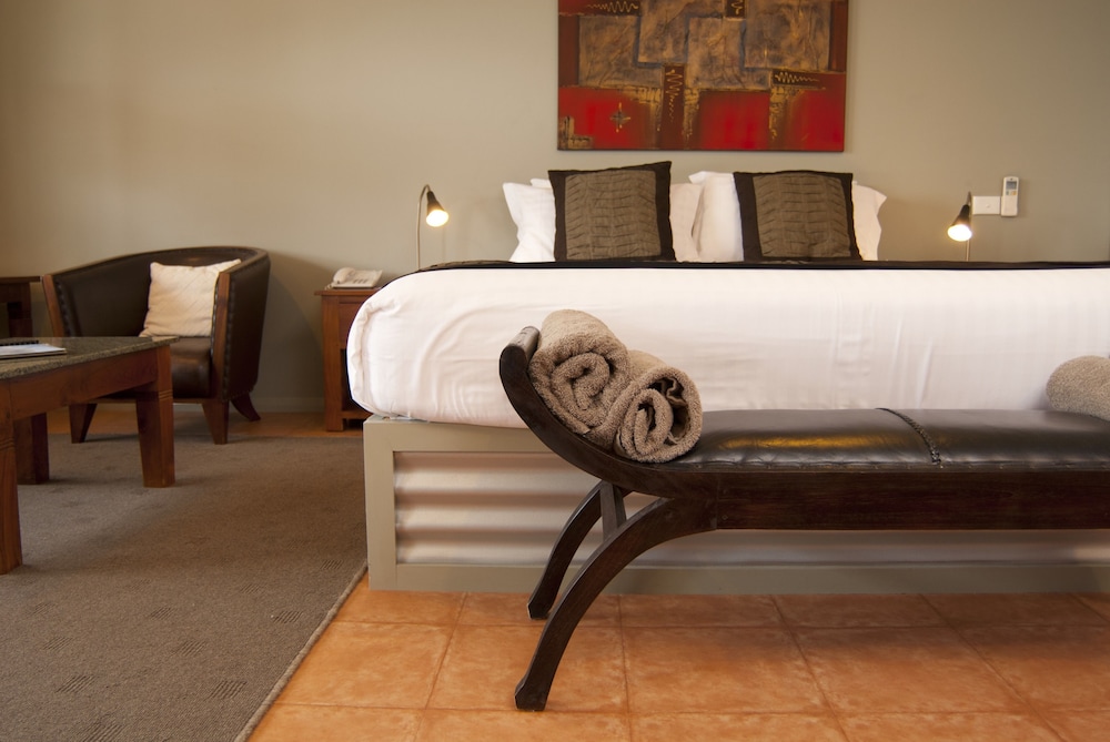 Executive Studio, Non Smoking, Jetted Tub (Executive King Upgrade)