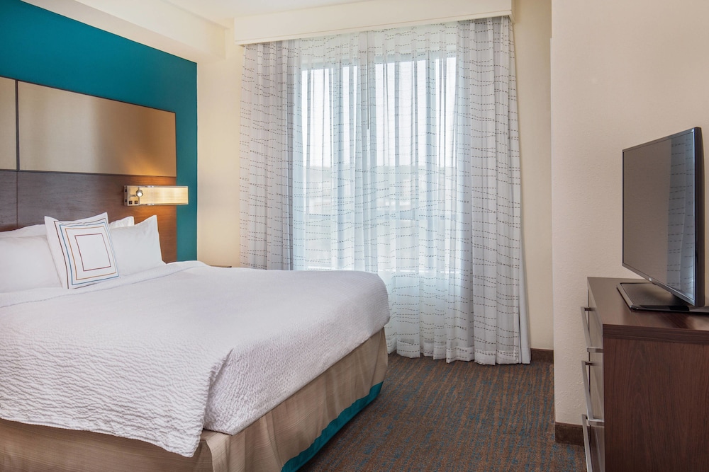 Suite, 1 Bedroom photo 3