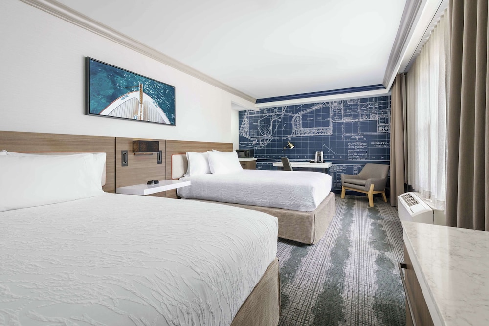 Deluxe Room, 2 Queen Beds, Accessible (Hearing) - Photo 4