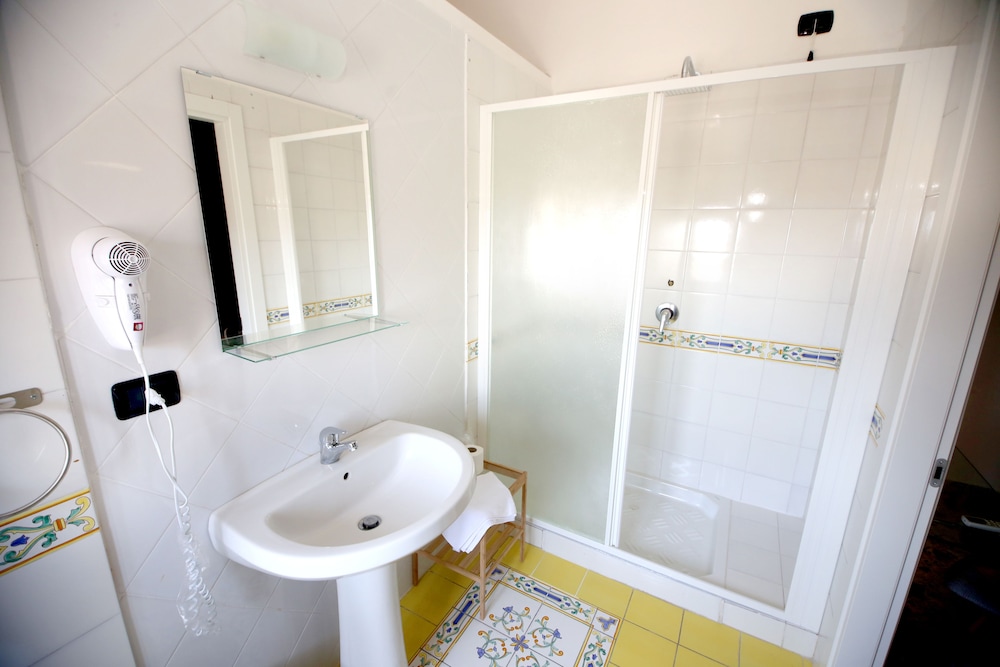 Comfort Triple Room photo 2