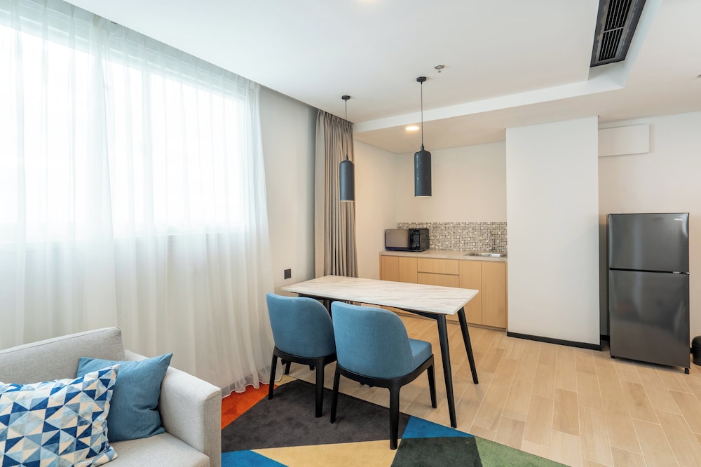 Suite, 1 Bedroom photo 1