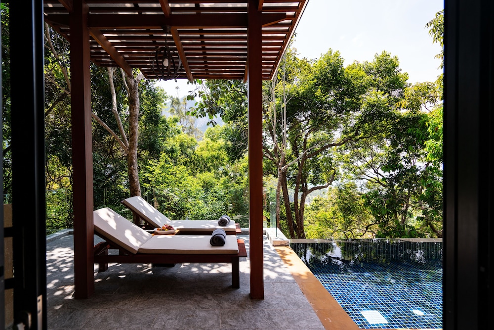 AVANI POOL VILLA - Photo 10