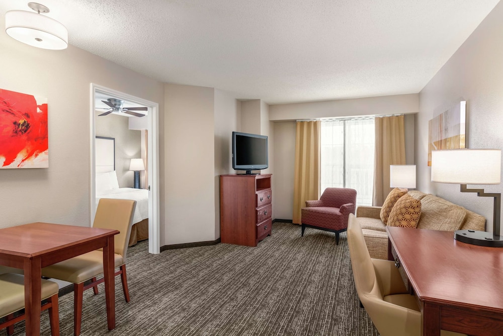 1-Bedroom Suite, Hearing Accessible - Photo 2