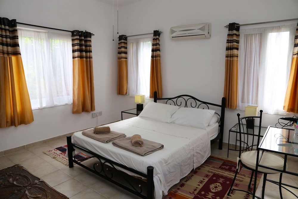 Panoramic Villa, Terrace, City View photo 1