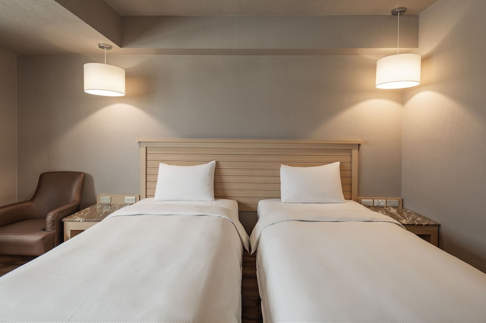 Business Twin Room photo 3