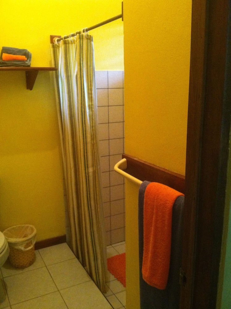 Classic Room, Kitchenette (Toucans  A/C) photo 2