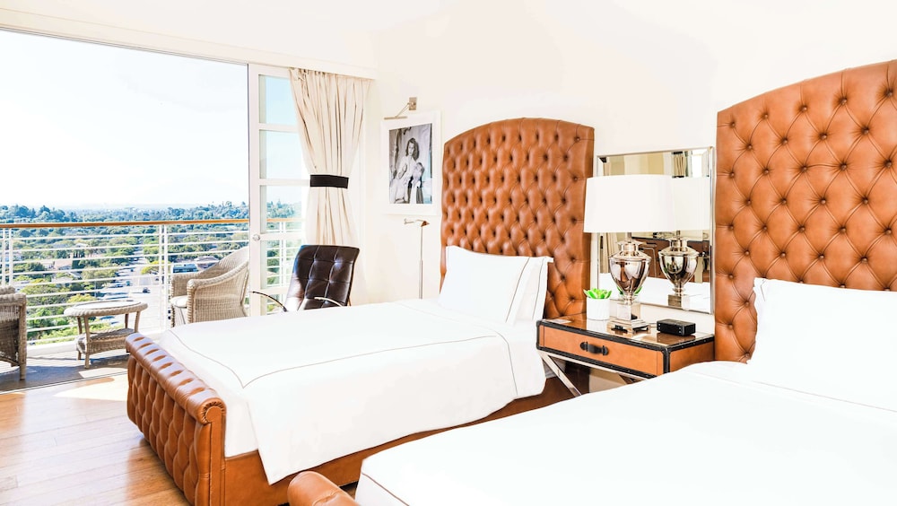 Premium Room, 2 Double Beds, Balcony, City View