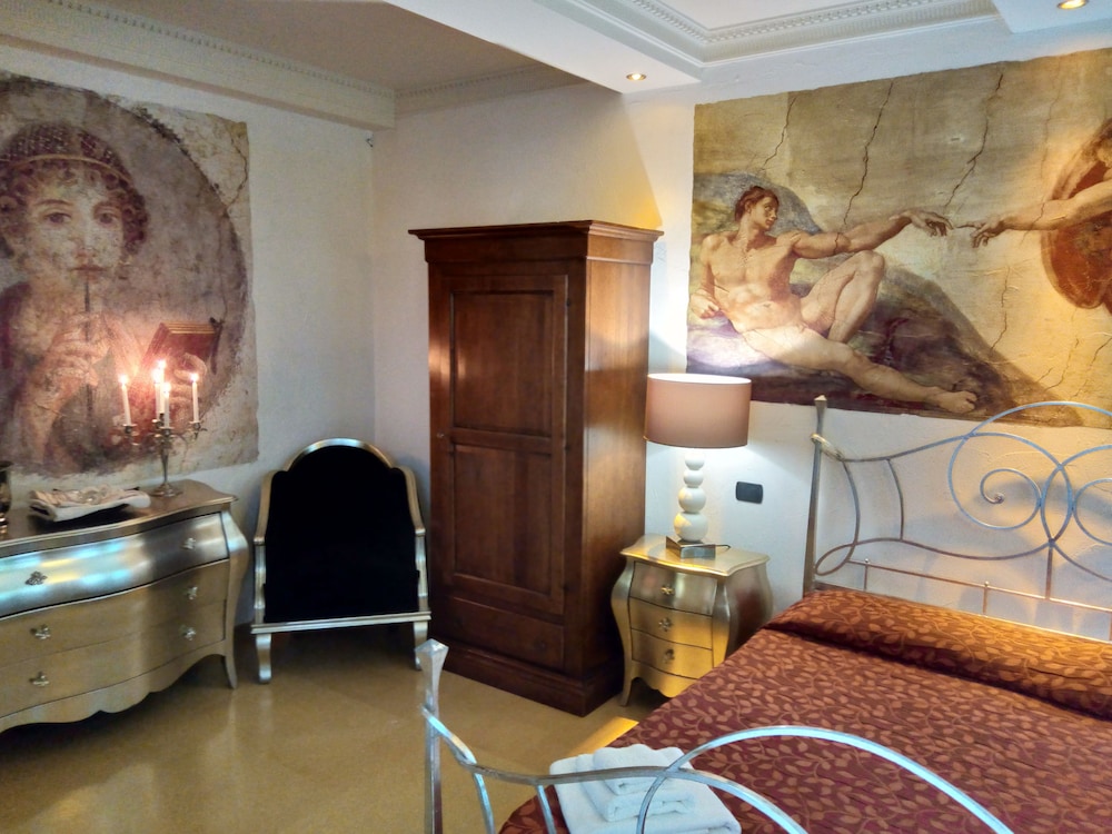 Standard Room - Photo 10