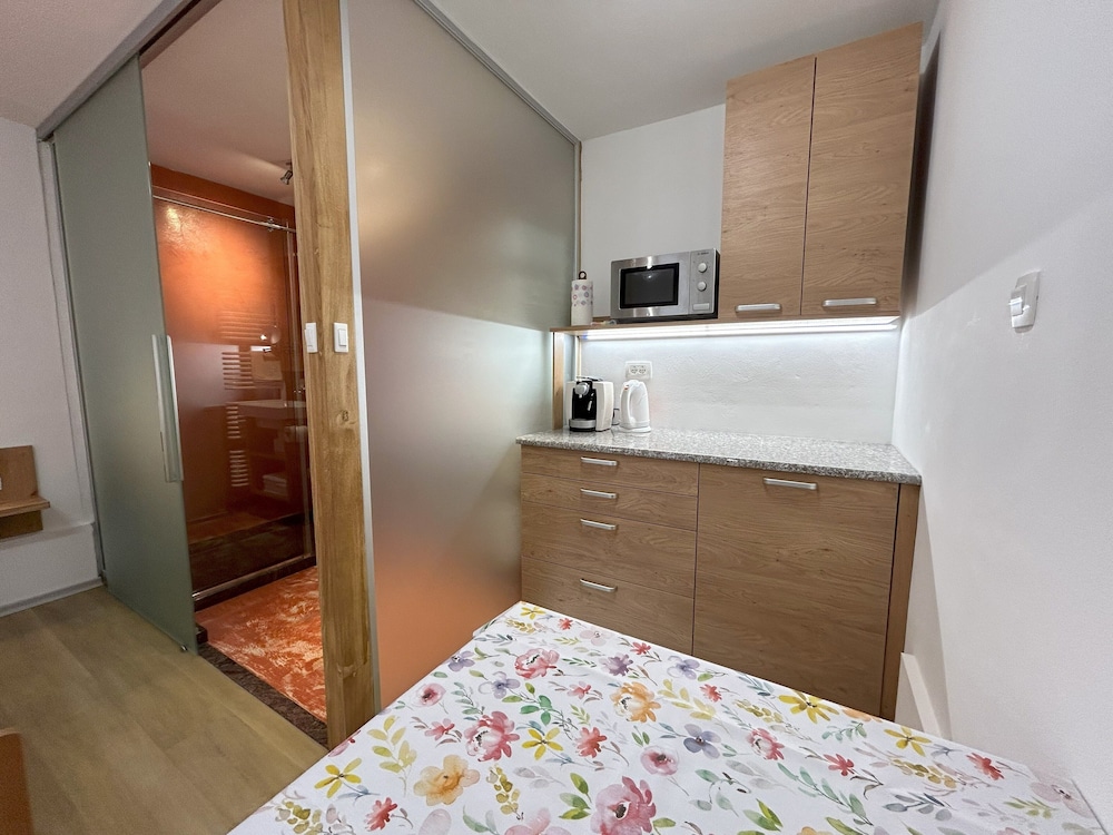 Room photo 2