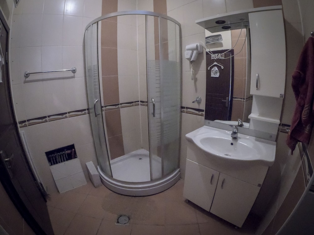 Deluxe Quadruple Room photo 3