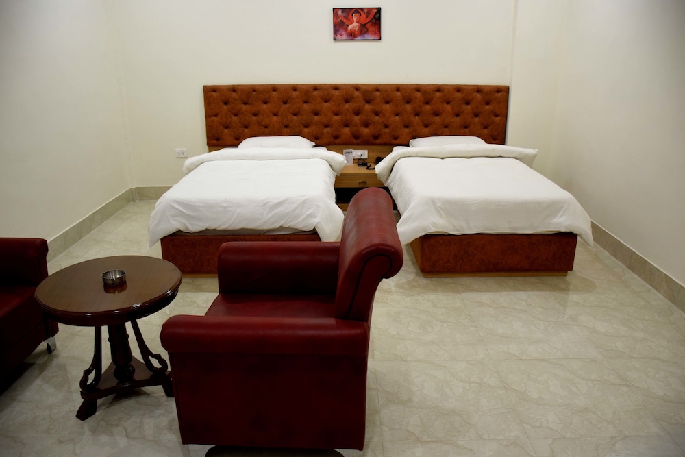 Deluxe Double or Twin Room, Mountain View photo 2