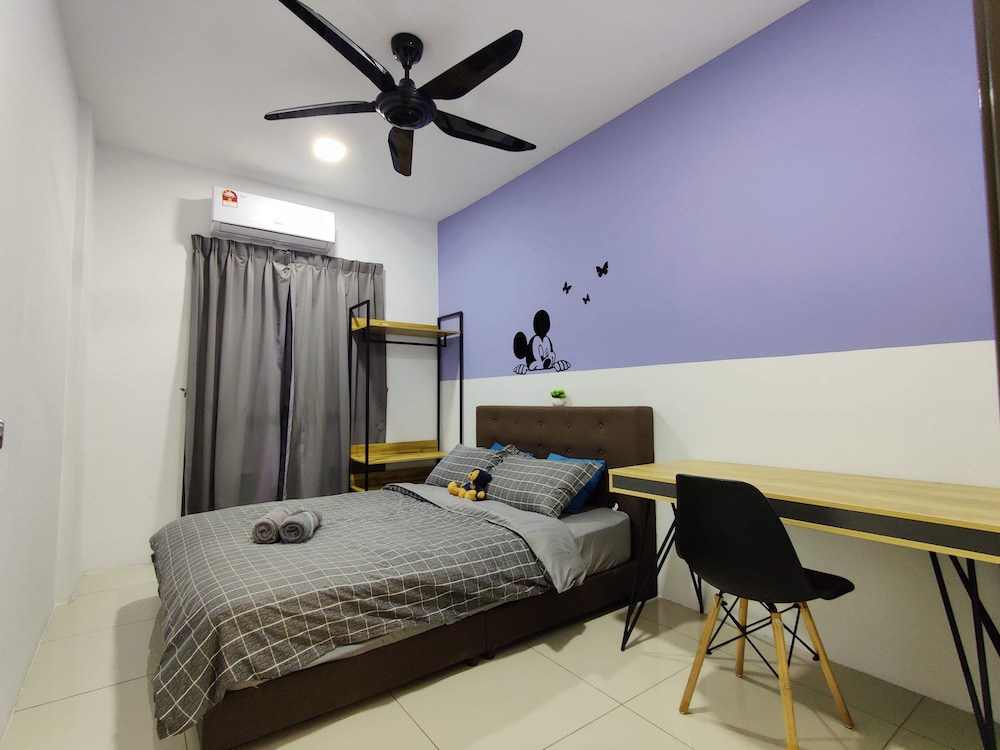 Family Condo, 3 Bedrooms, Pool Access - Photo 5