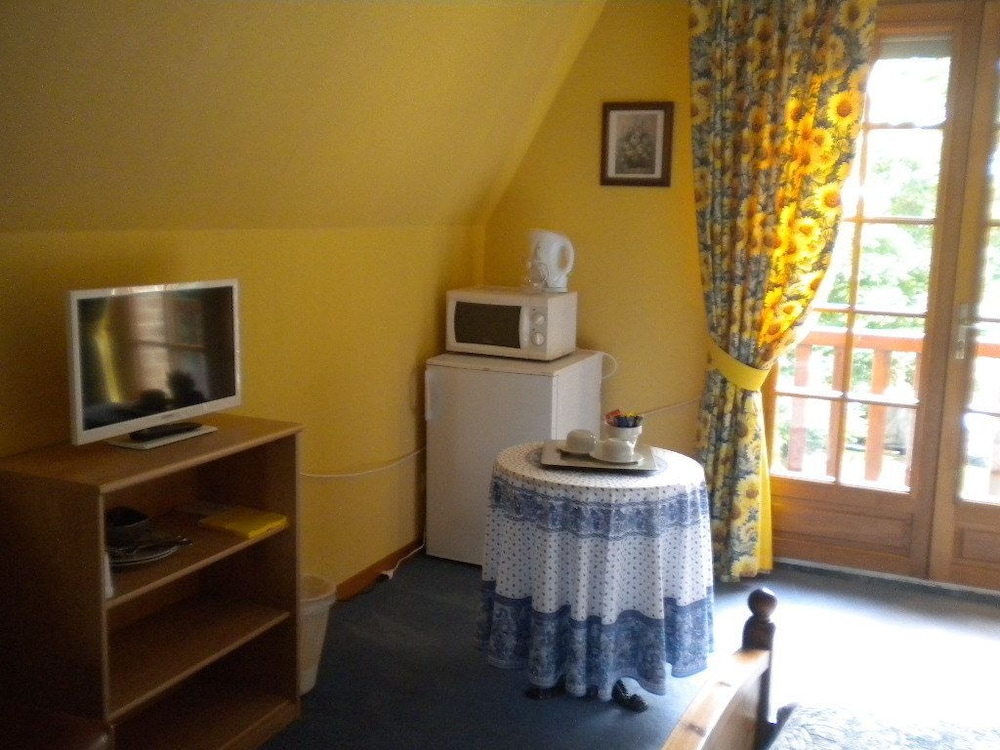 Double Room (Jaune) photo 2