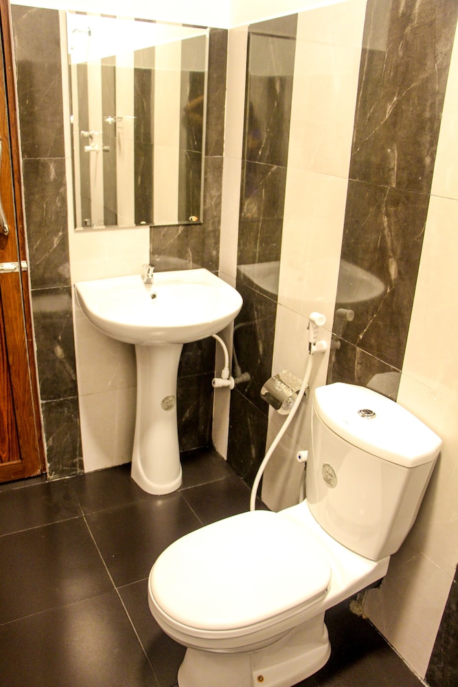 Economy Triple Room, 1 Bedroom, River View, Mountainside photo 3