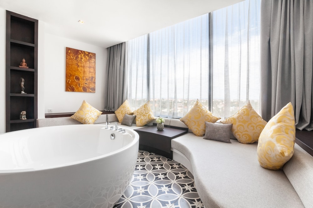 Junior Suite Room - Photo 13