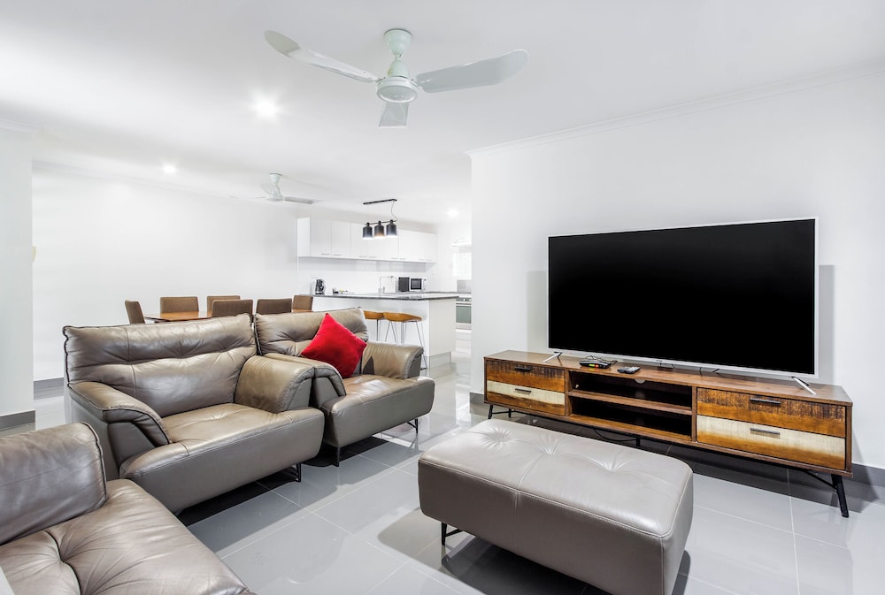 Deluxe Apartment, 3 Bedrooms, Non Smoking, Balcony