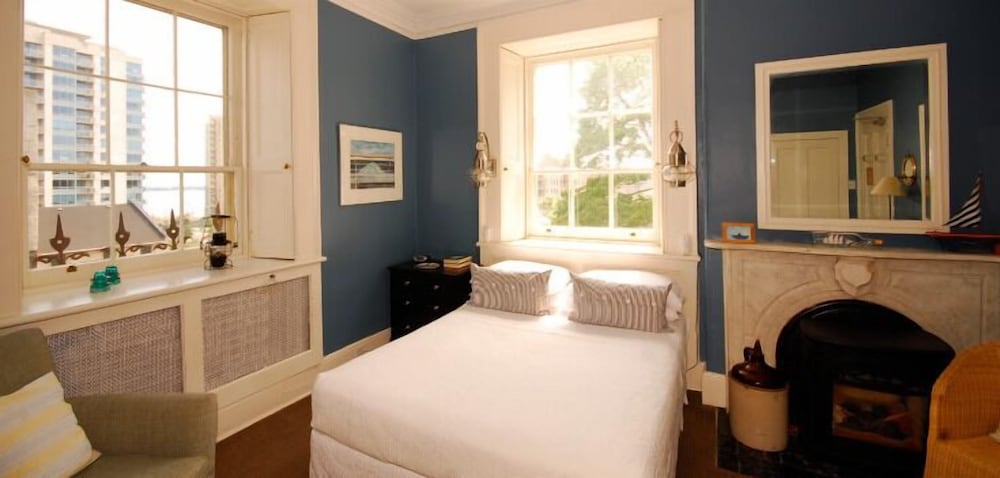 Mackenzie King Room