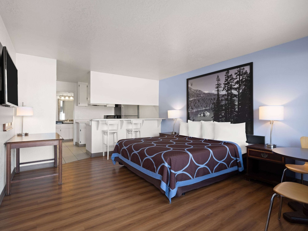 Room, 1 King Bed, Non Smoking (Efficiency) - Photo 1