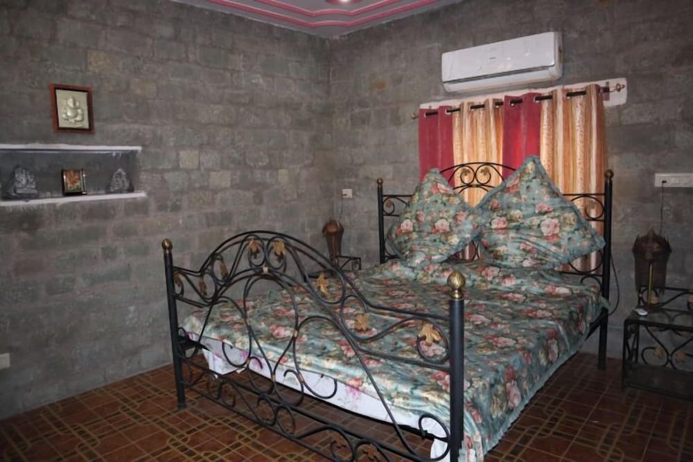 Deluxe Cottage