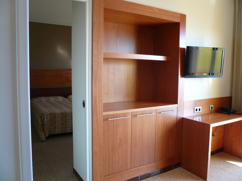 Triple Room, Balcony photo 3