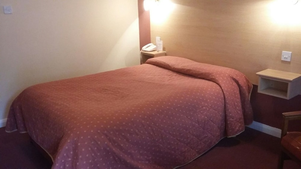 Standard Double Room, Ensuite - Photo 2