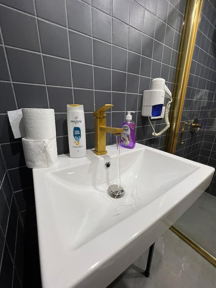 Luxury Apartment photo 3