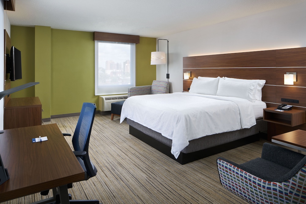 Standard Room, 1 King Bed, Accessible (Mobility Accessible) - Photo 2
