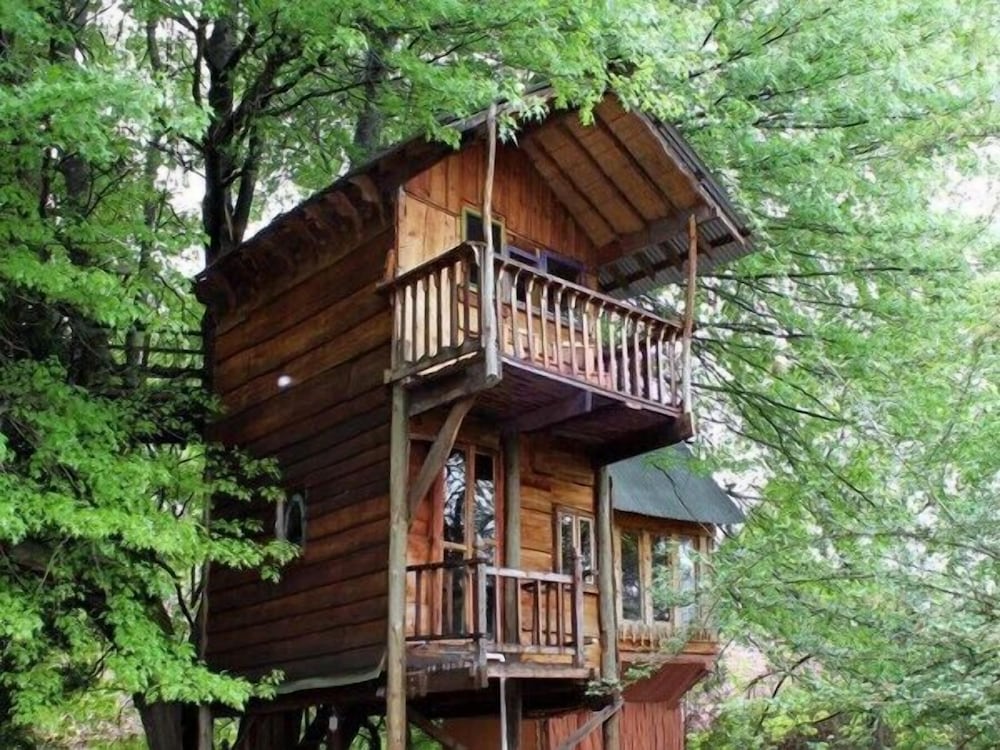 Romantic Treehouse photo 2