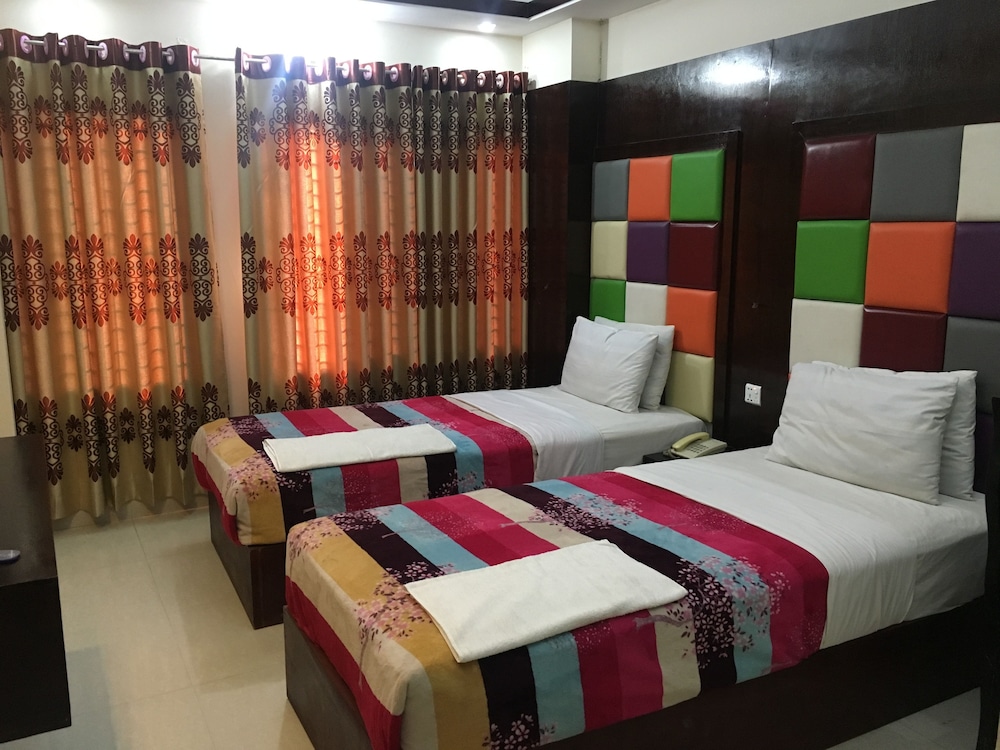 Economy Double Room, 1 Bedroom, Accessible, City View photo 2