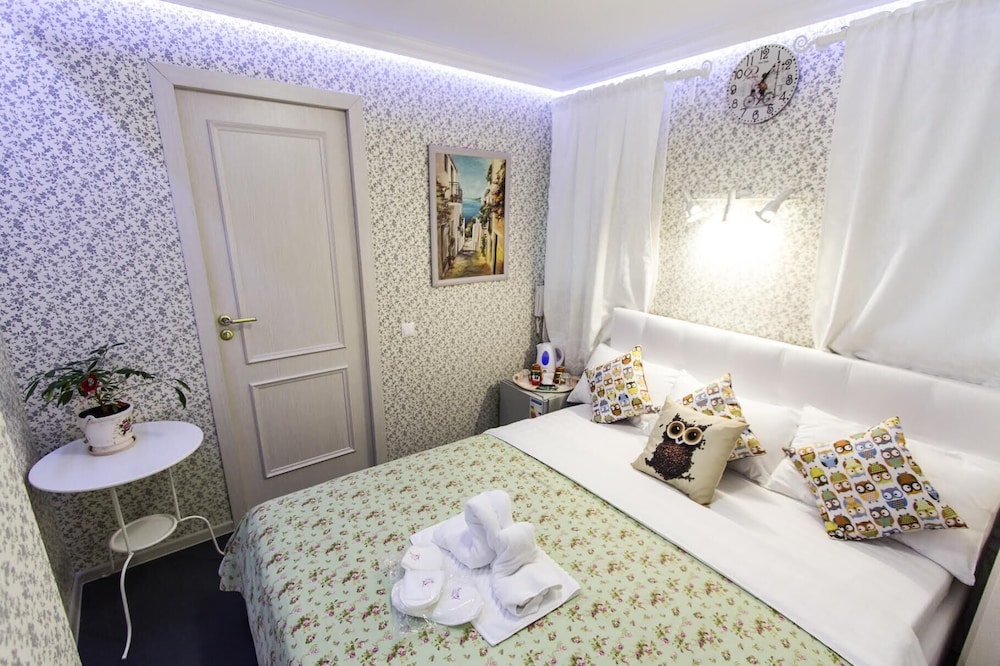 Standard Double Room, Bathtub