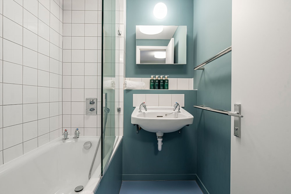 Chic Casa con Tre Camere da Letto a Poplar, Foto 26