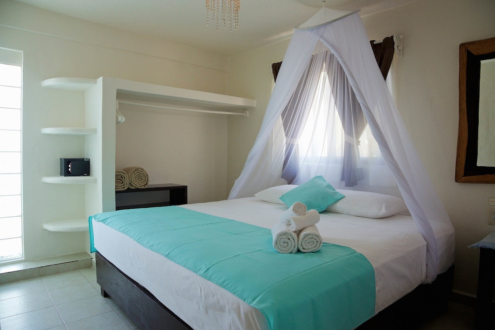 Royal Room, Terrace (2 King Beds) - Photo 2
