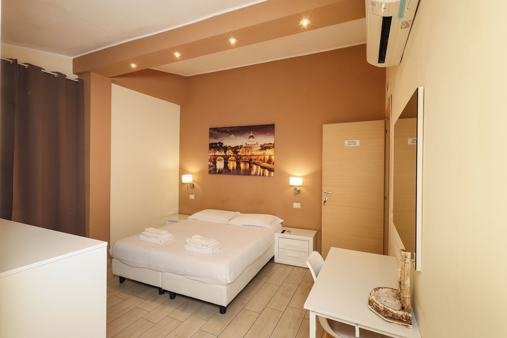Exclusive Triple Room photo 3