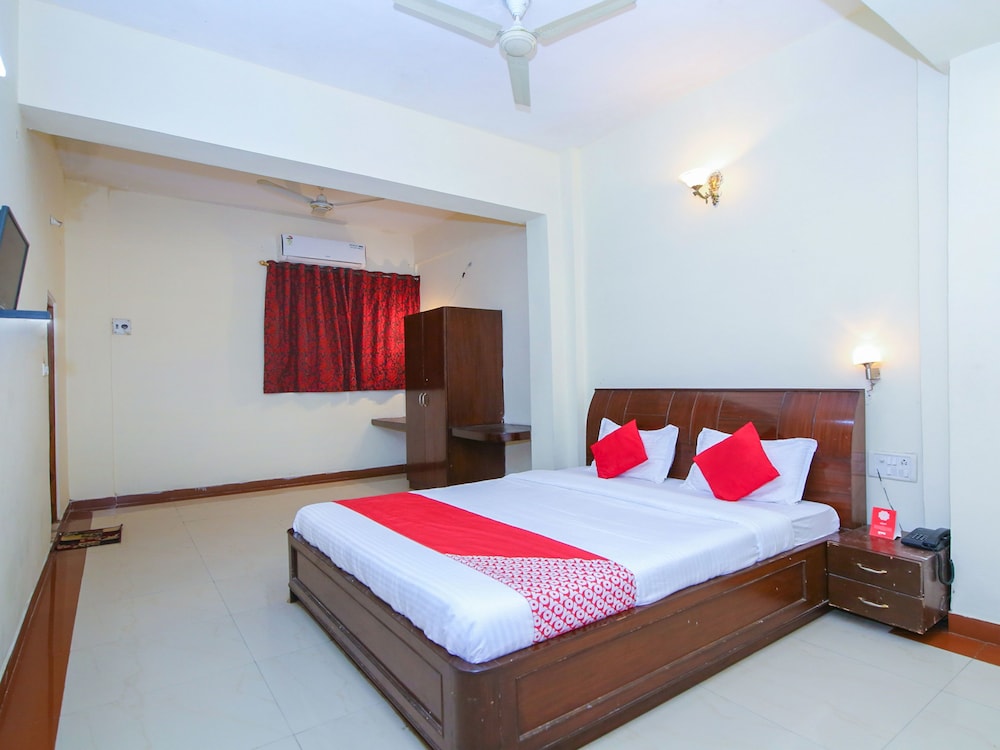 Suite, 1 King Bed photo 1